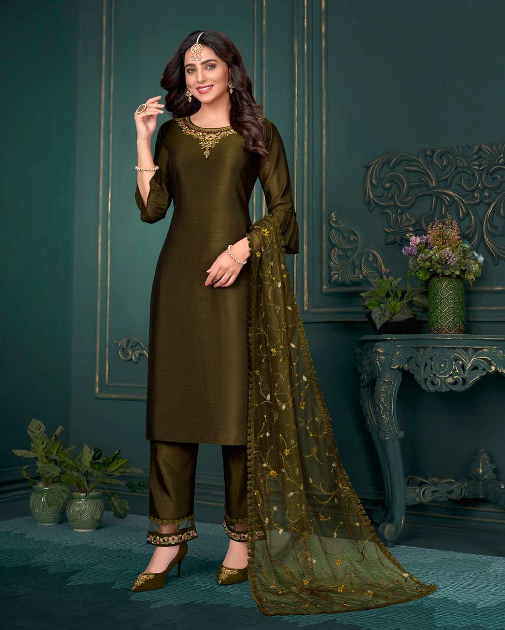 Lily & Lali-Maria 9-Silk-Handwork-Kurti-Inner-Silk-Pant-Sequence-Embroidery-Work-Dupatta-10206